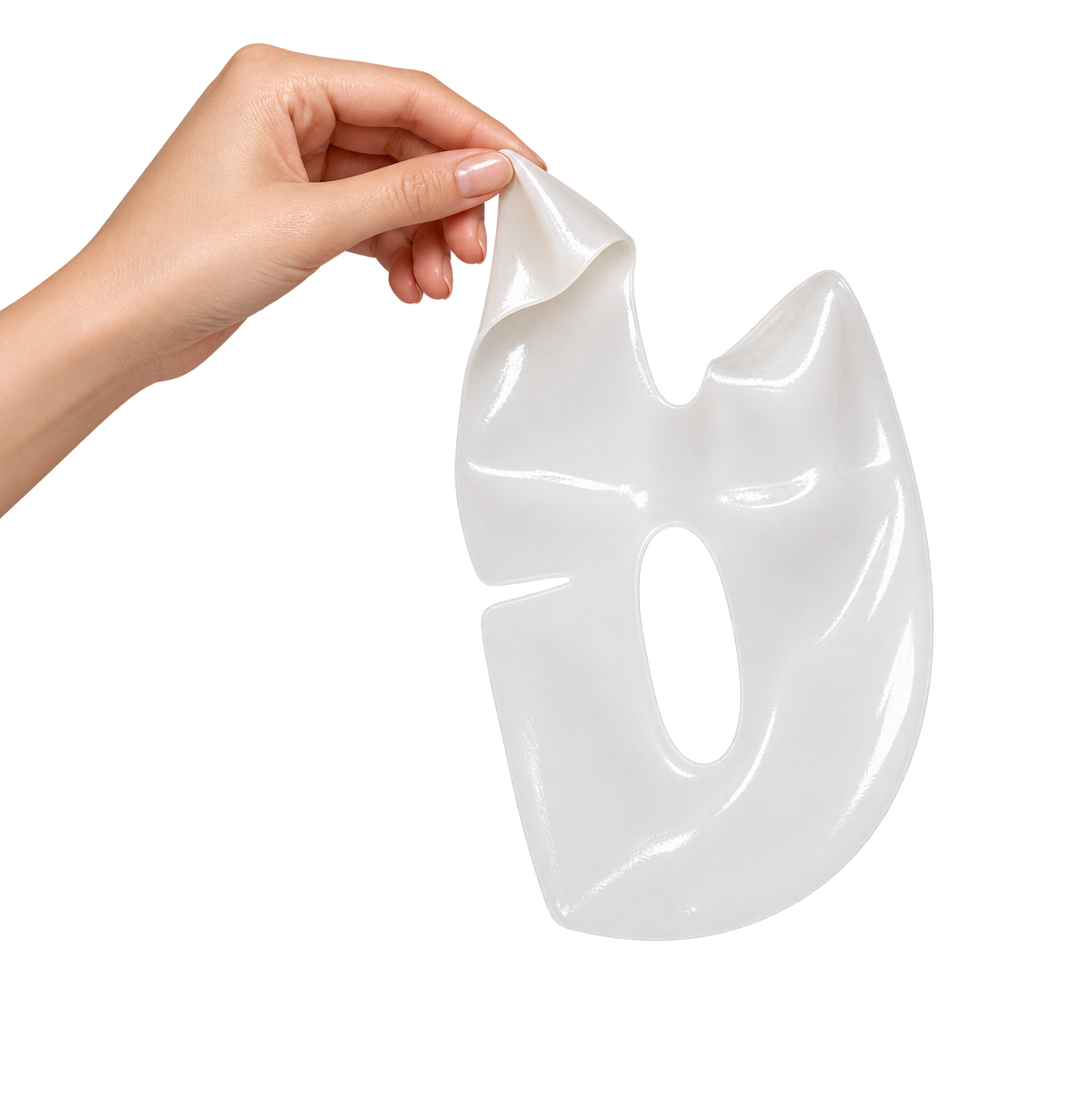 Mascarilla de biocolágeno TAMNA con un pliegue natural, sostenida delicadamente sobre un fondo transparente